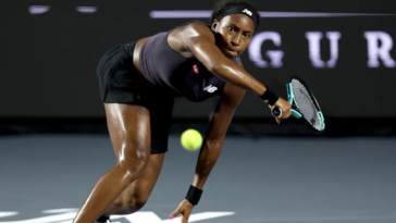 Gauff Dominates Ons Jabeur in Opening Match