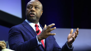 Dismissing the UAW complaint against Tim Scott