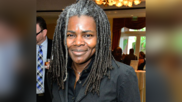 Tracy Chapman Shatters Records