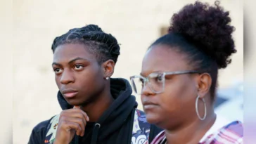 Texas Superintendent Faces Backlash Over Locs