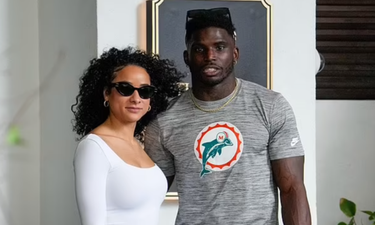 WR Tyreek Hill Claims He Filed For Divorce