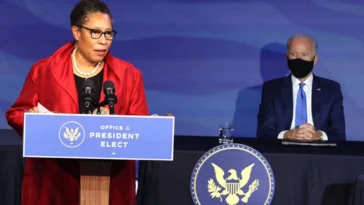 Cabinet Secretary Marcia Fudge