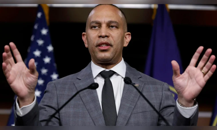 Hakeem Jeffries Defends President Biden, Asserts Hunter Has Committed No Wrongdoing