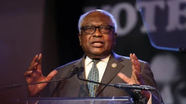 Clyburn attributes Trump's gains with Black voters to the media