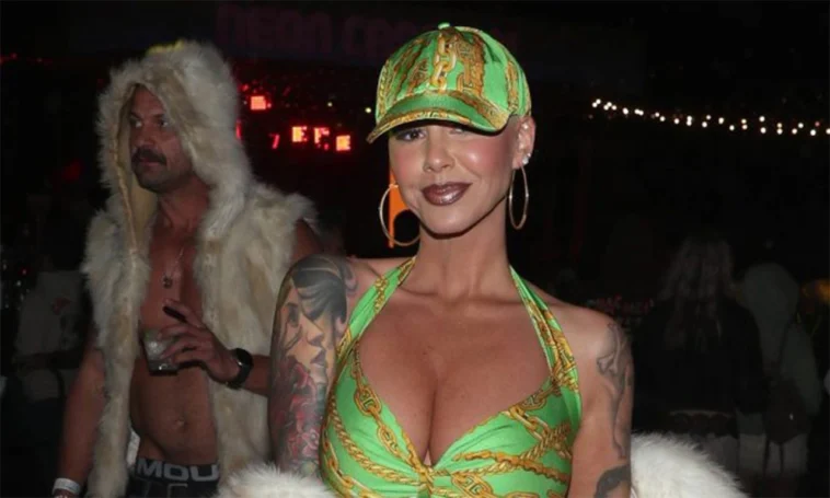 Amber Rose Is Taking Her Support For Donald